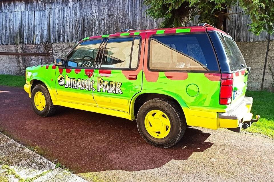 Ford Explorer Jurrasic Park