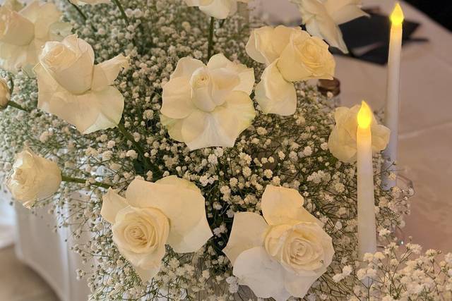 Rose blanche et gypsophile