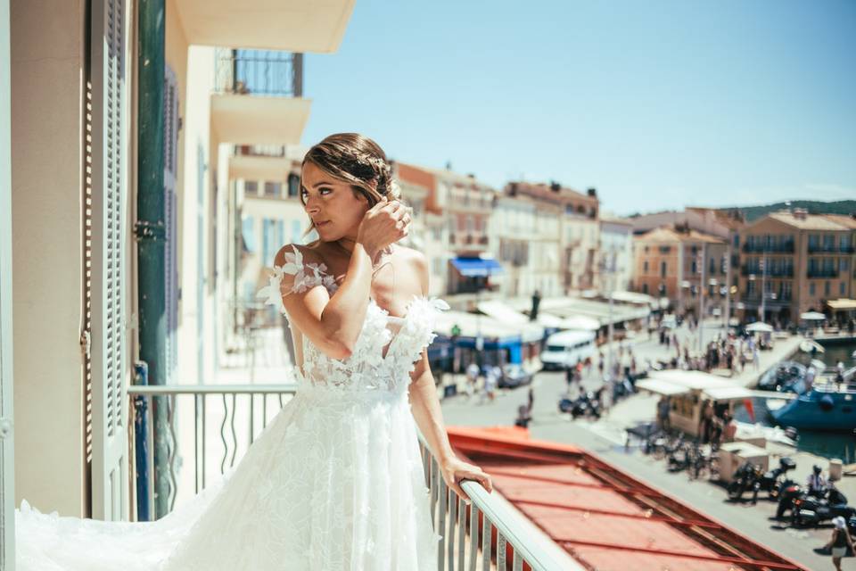 Mariée au balcon