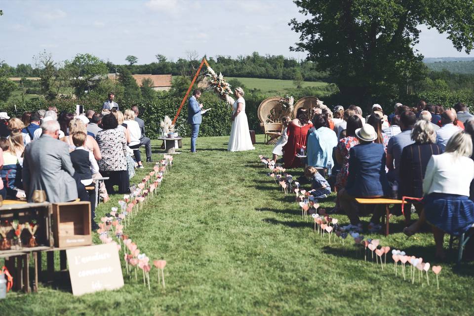 Cérémonie laïque en extérieur