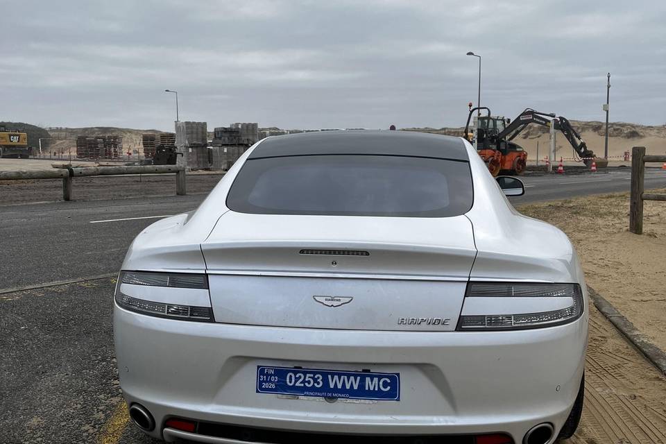 Aston martin rapide 3/4