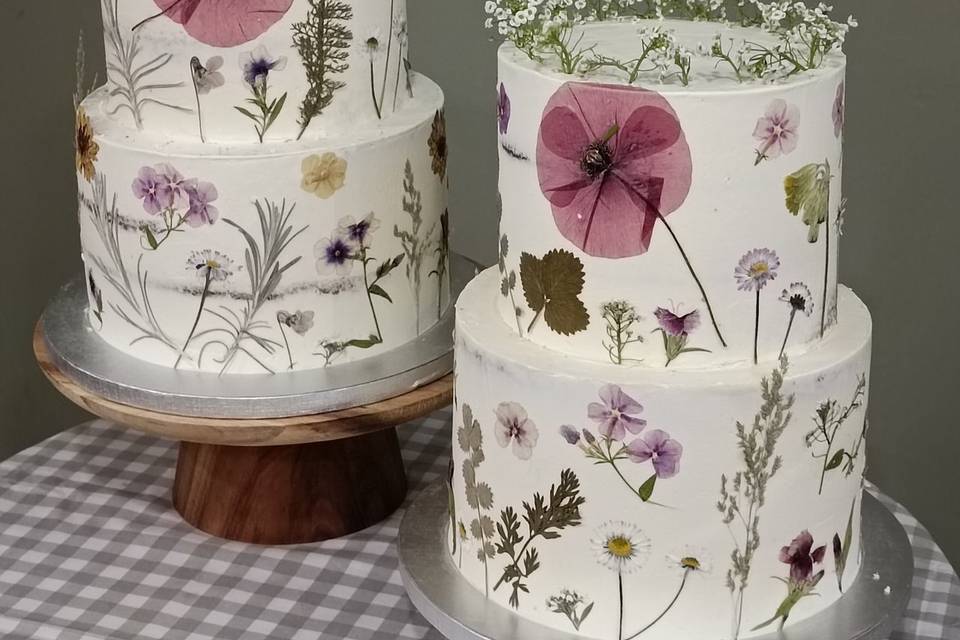 Double botanical cakes