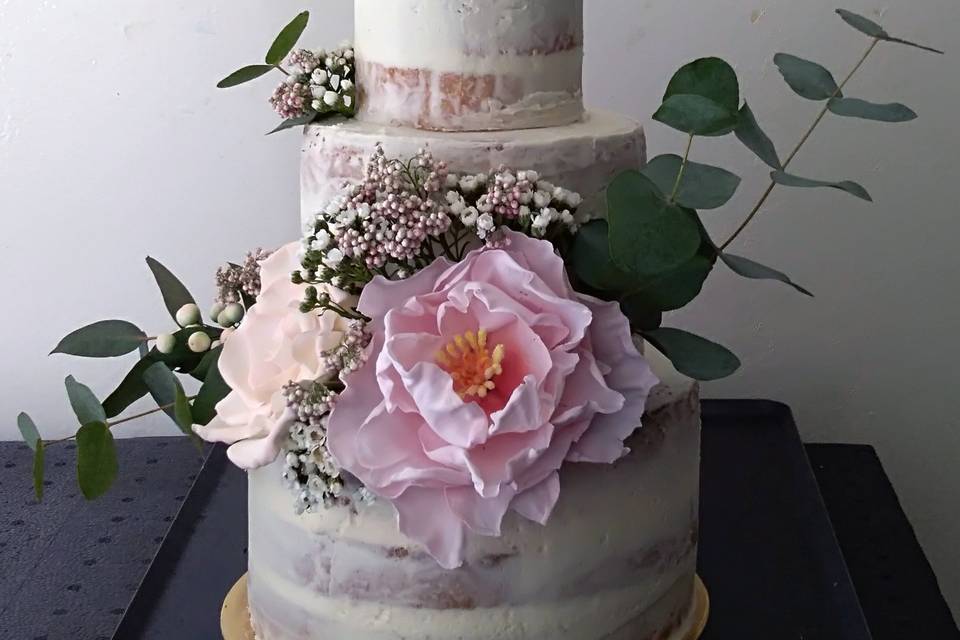 Naked cake romantique