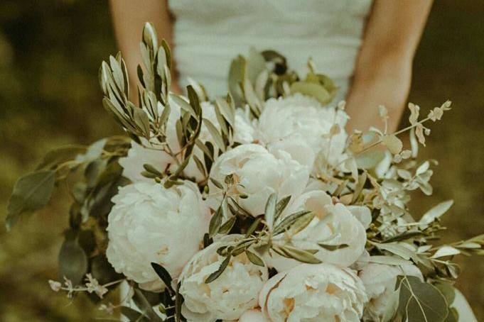 Bouquet de mariée de pivoines
