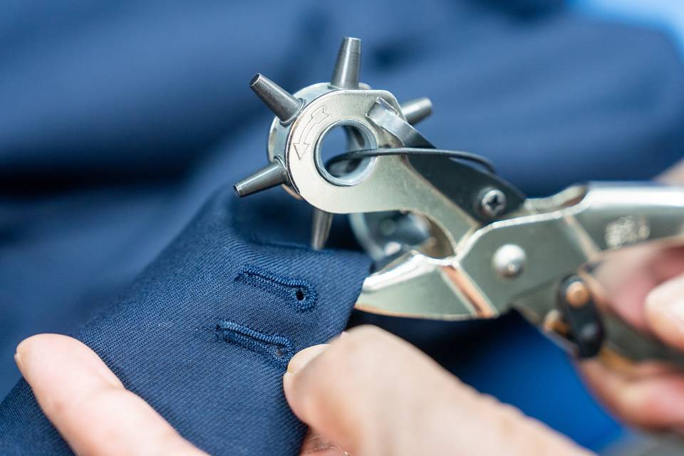 outil perforateur tissu ou cuir