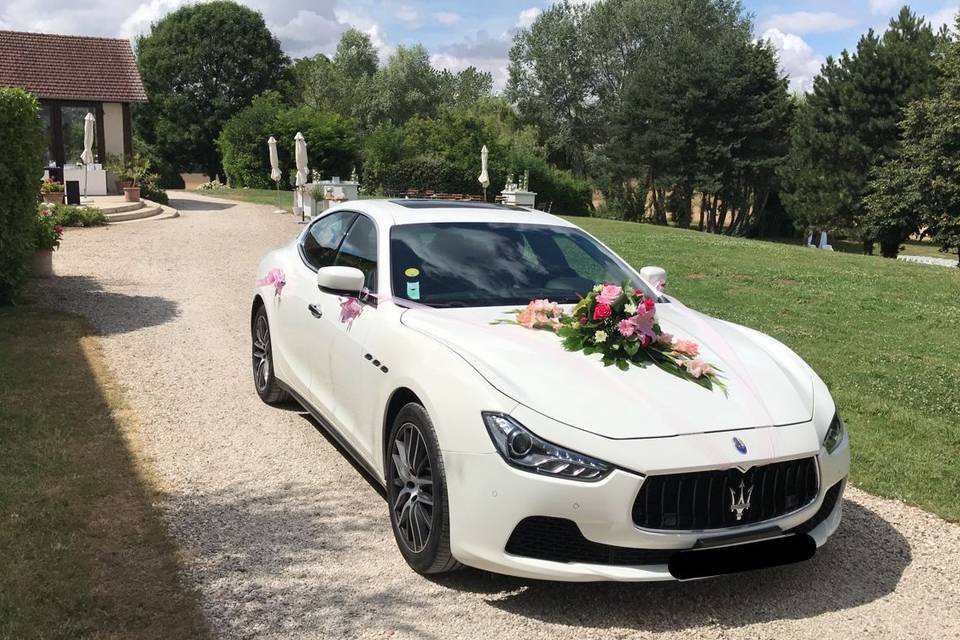 MASERATI GHIBLI BLANCHE