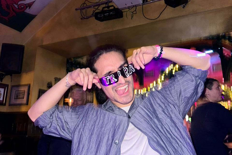 Lors d'une tournée des bars
