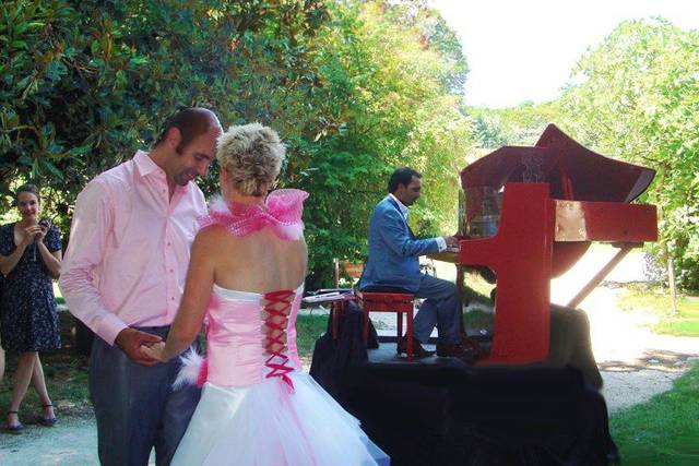 Danse des mariés Piano Rouge