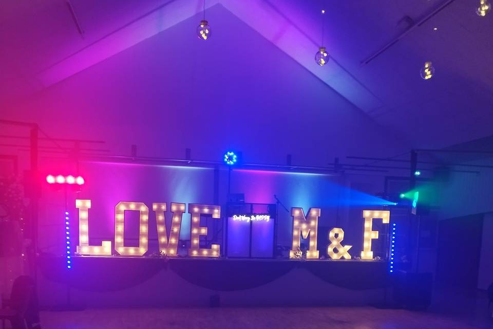 Dj booth 5
