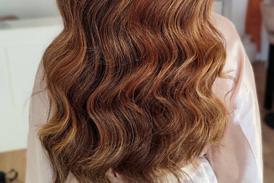 Hollywood Waves