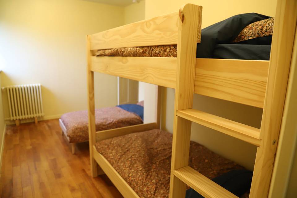 Chambre jaune 1
