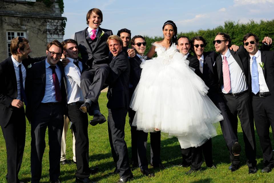 La mariée et son bouquet