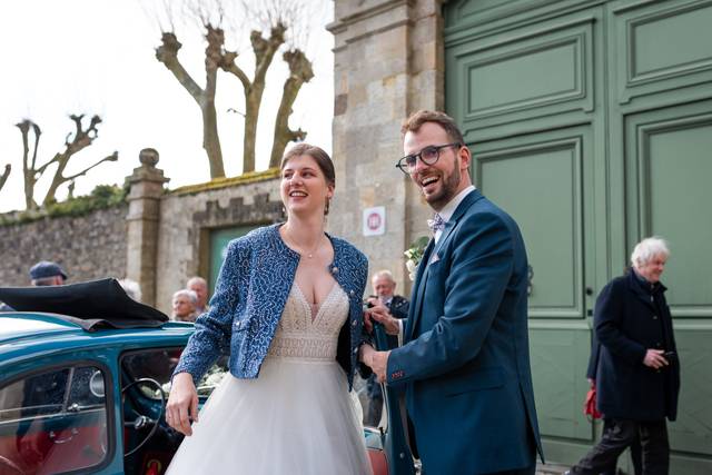 Arrivée à l'église