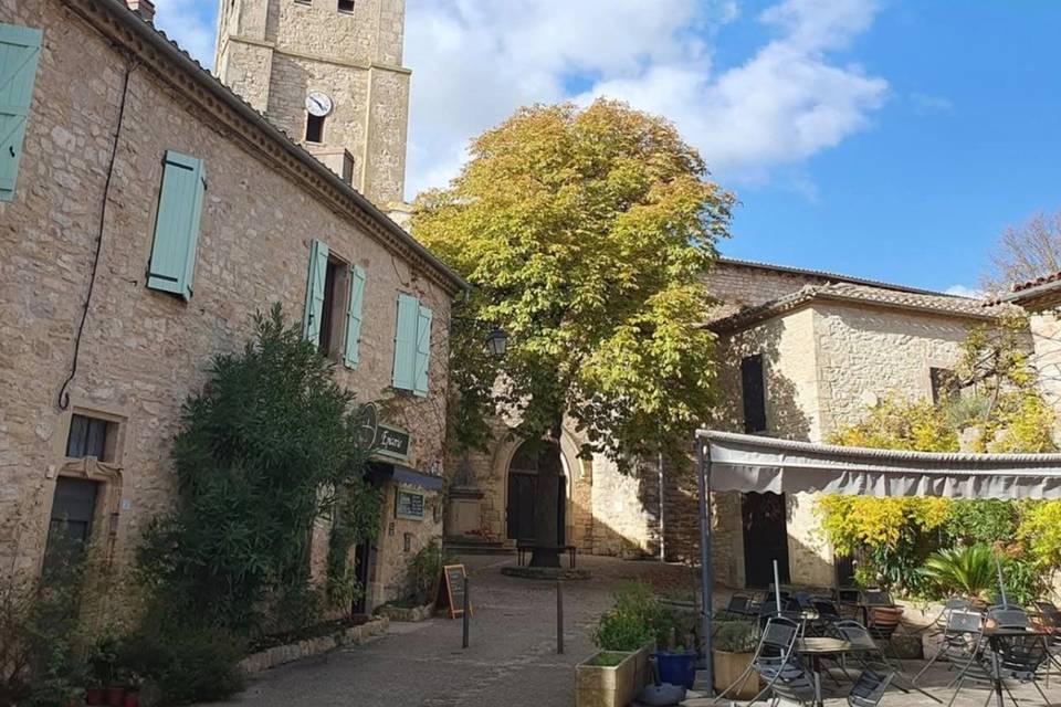Puycelsi Village