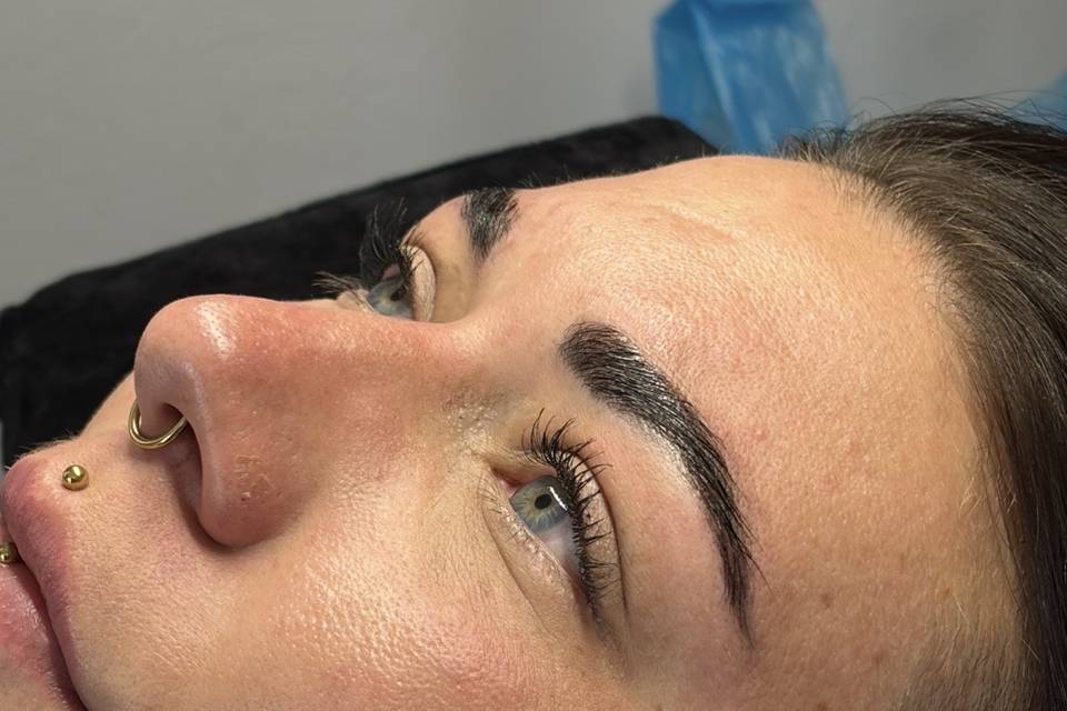 Browlift teinture