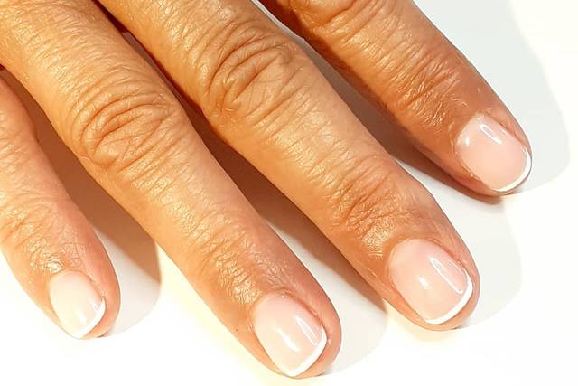 French sur ongles naturels