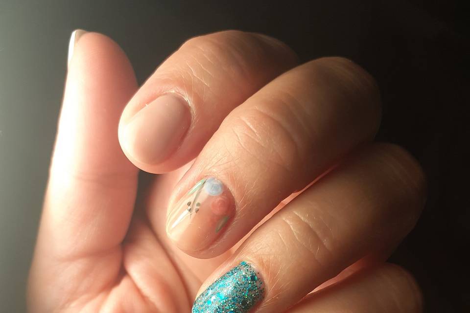 Renforcement + nail art