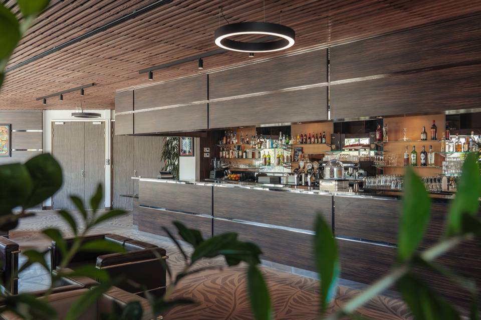 Bar lounge