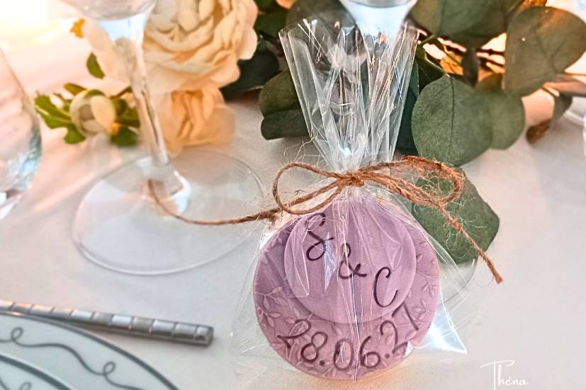 Biscuit décoré :initiales/date