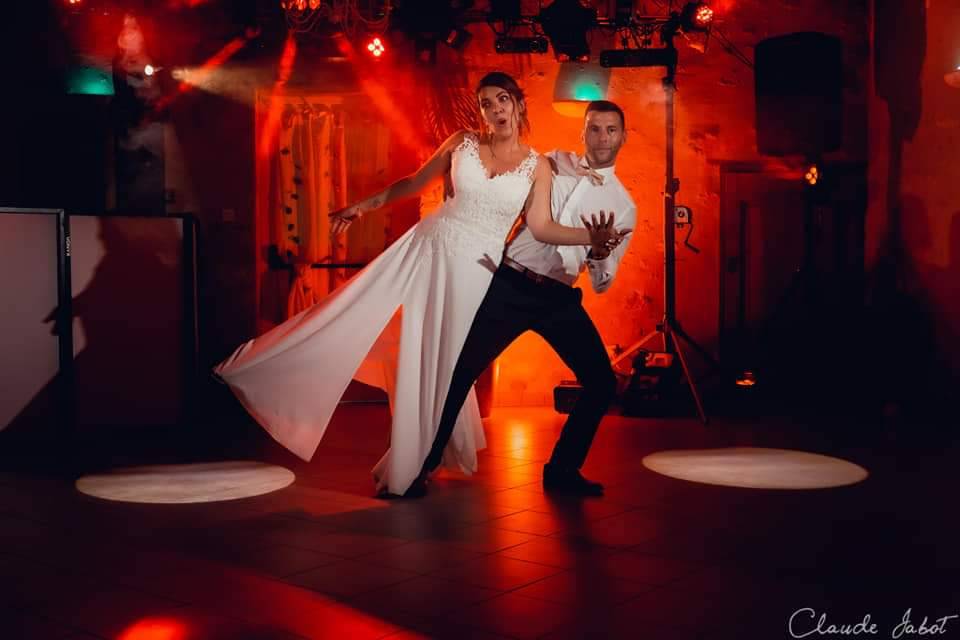 Conception de weeding dance