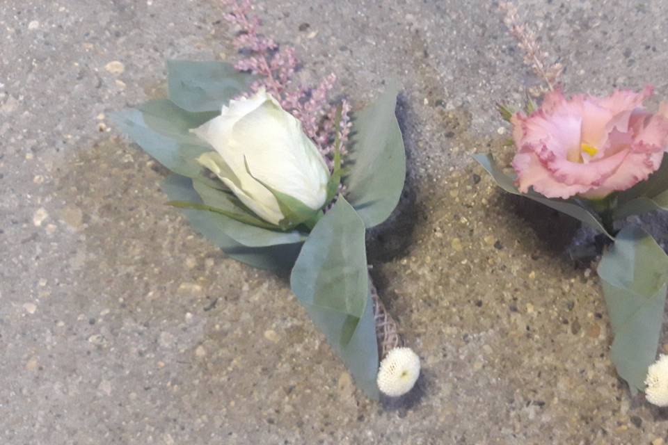 Boutonnière marié et témoins