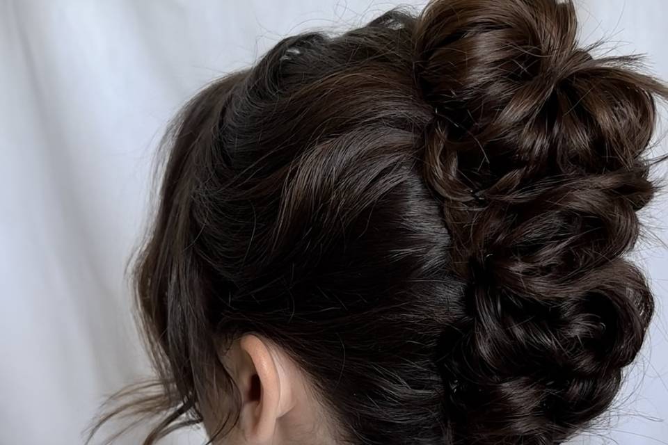 Coiffure cheveux courts carré