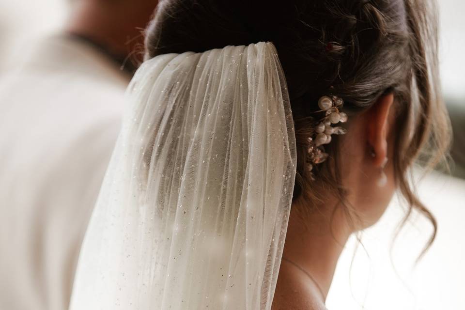 Details - D&M