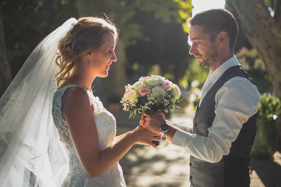 Shooting couple