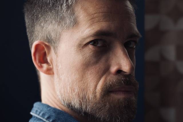 PORTRAIT - Acteur Mikael Buxto