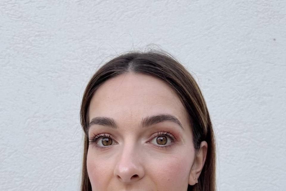 Aw Makeup
