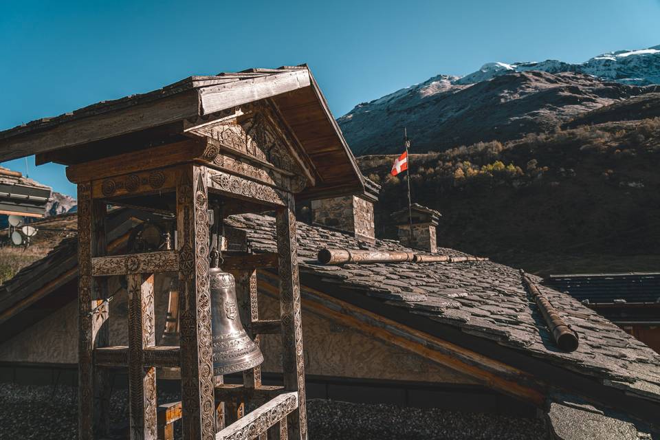 Le refuge et sa cloche