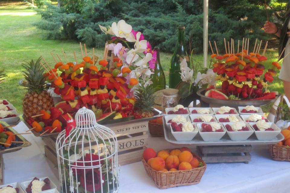 Buffet de fruits assortis