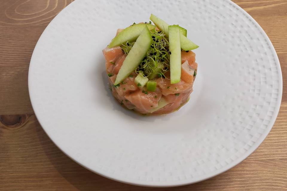 Tartare de saumon au gingembre