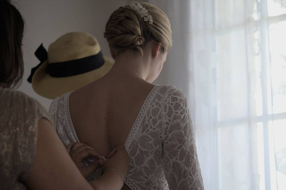 L’habillage de la mariée
