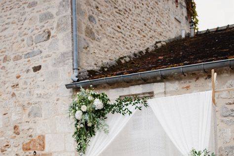 Une arche de cérémonie élégant