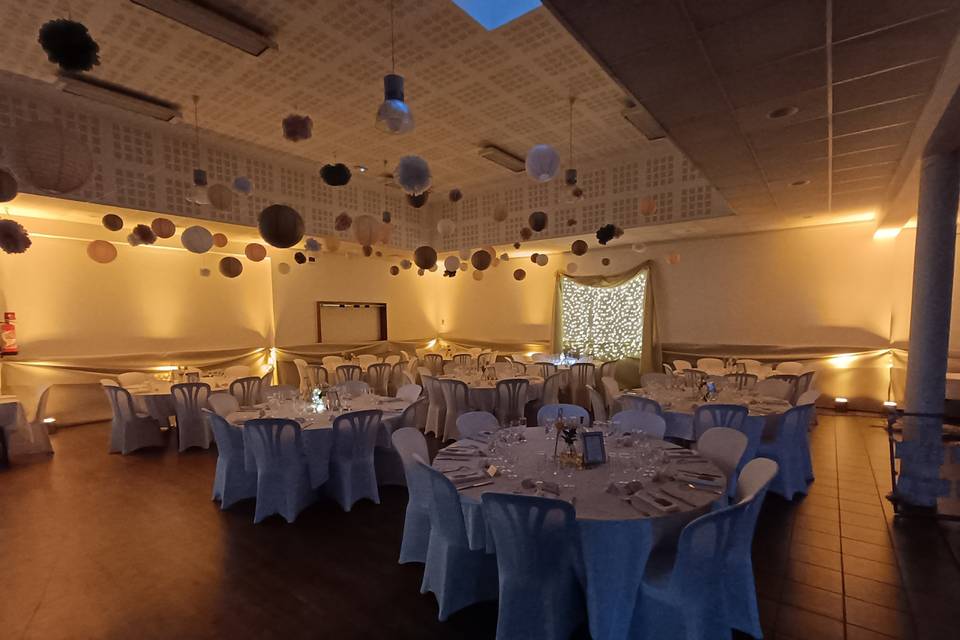 Ciel de salle boules japonaise
