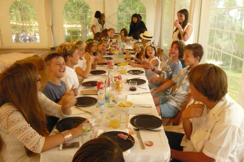 Repas dans la bonne humeur