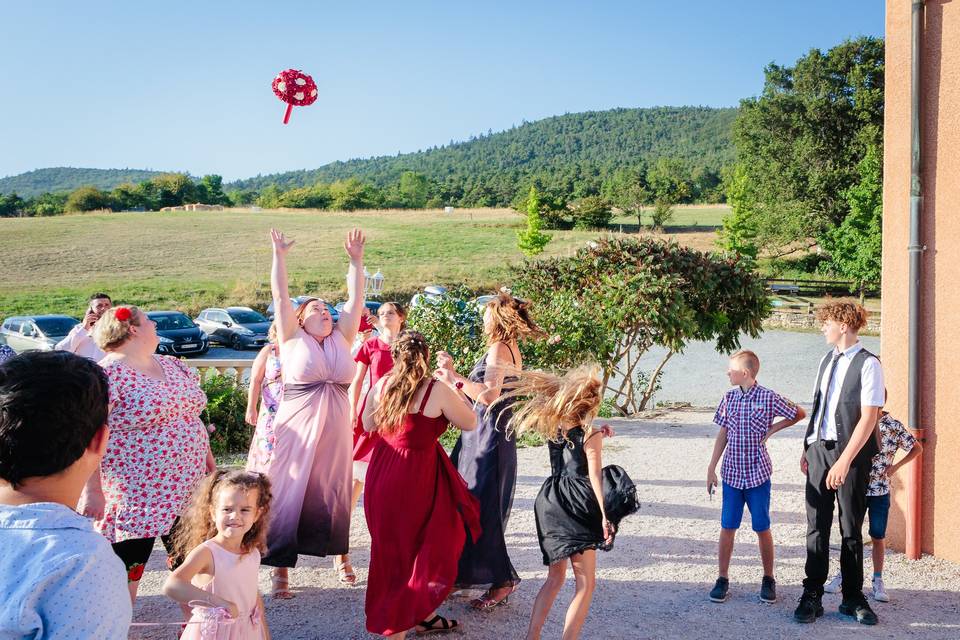 Le jeter du bouquet