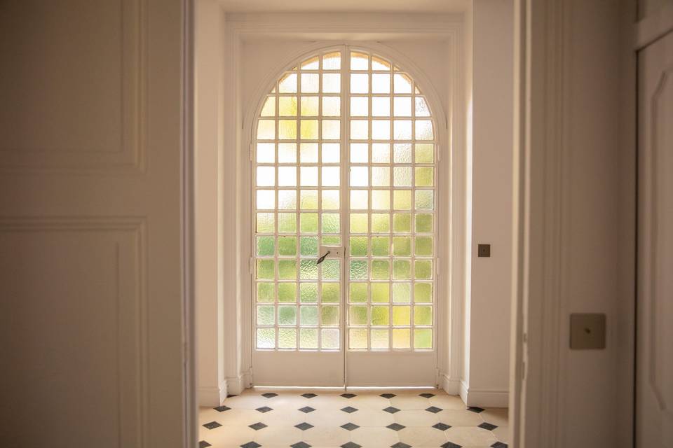 L'entrée principale du manoir