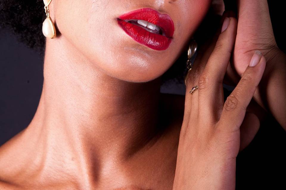 Swatoa by Mathilde make-up