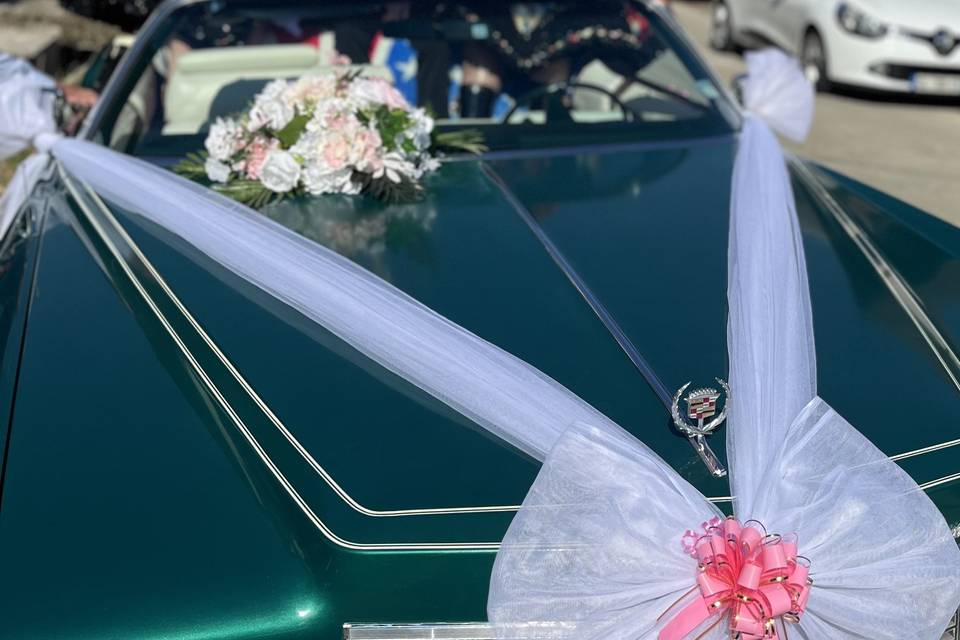 Fleurs voiture mariage