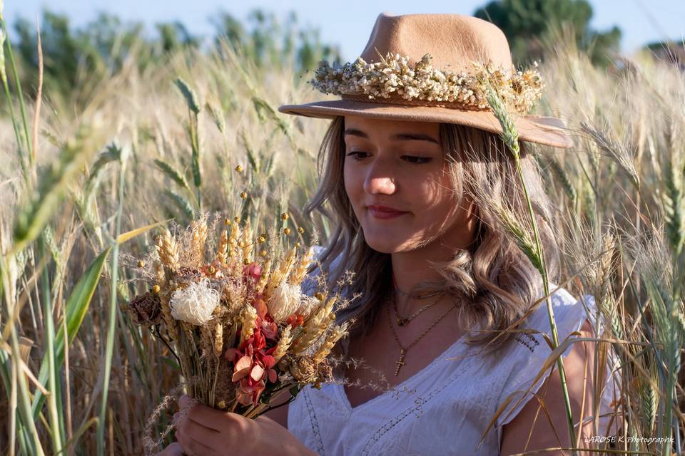 Chapeau et bouquet sec