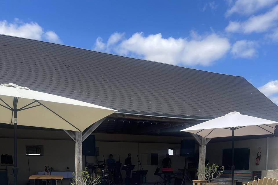 Extérieur et groupe de musique