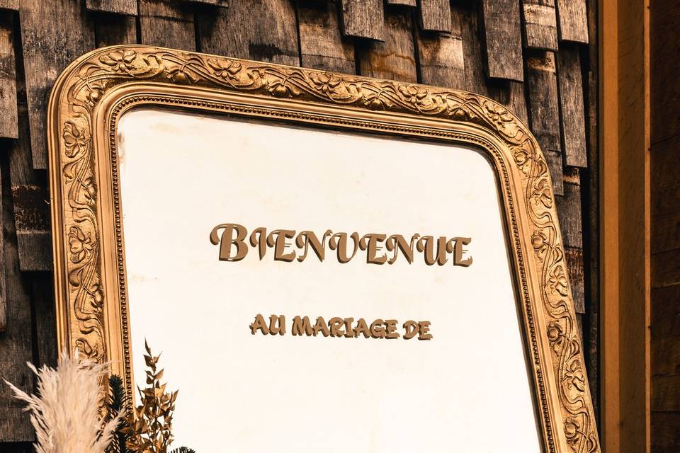 Panneau de bienvenue