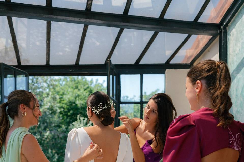 Préparatif de la mariée