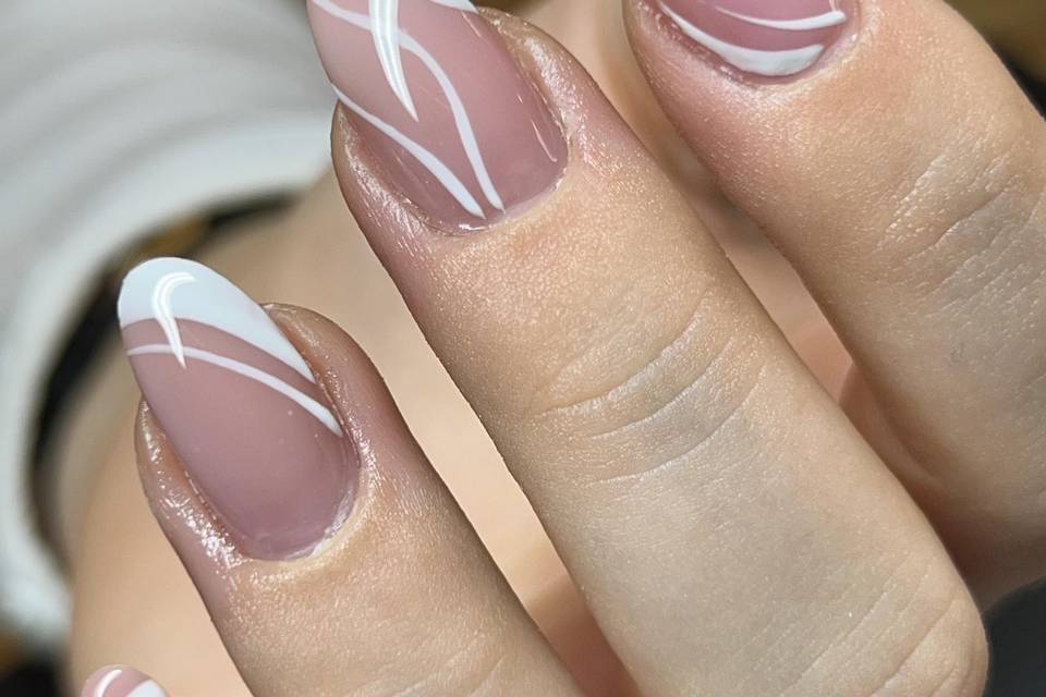 French nail art