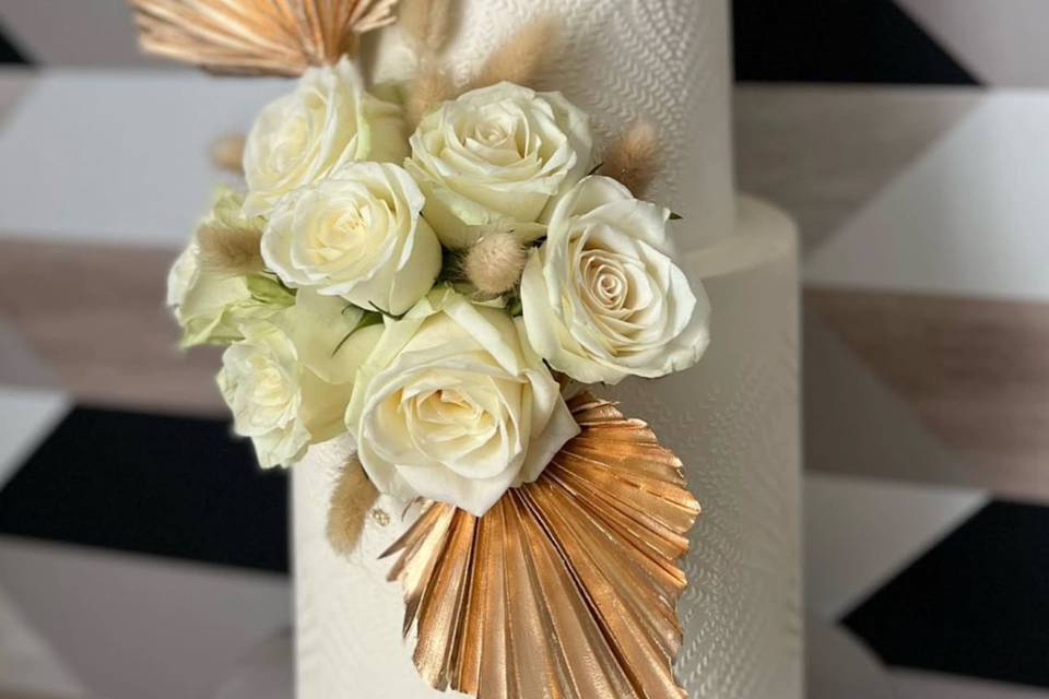 WEEDING CAKE