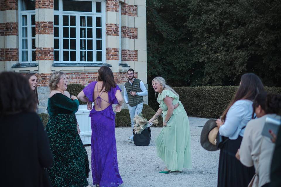 Le lancé de bouquet