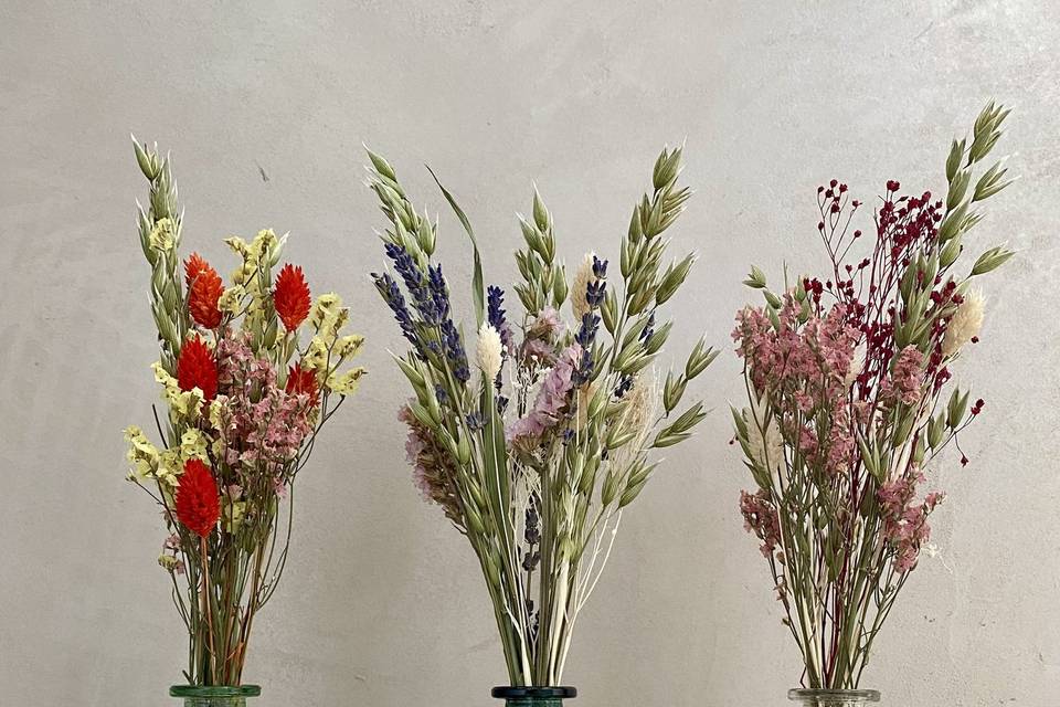 Composition vase et fleurs