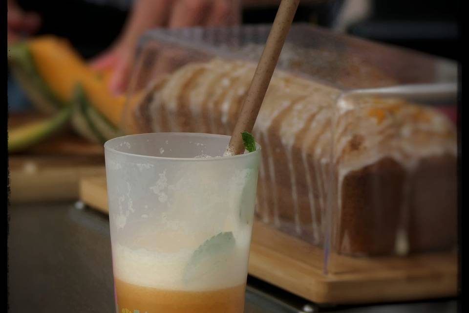 Jus frais et cake marbré